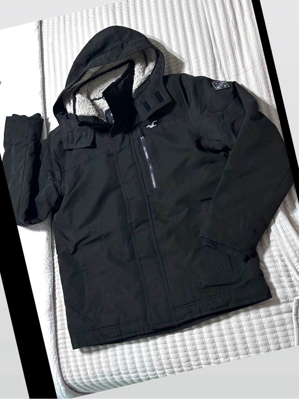 Hollister women’s Black Sherpa-Lined Hooded Jacket